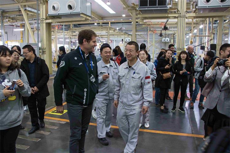 Sistem Guide Tour Factory(图1)